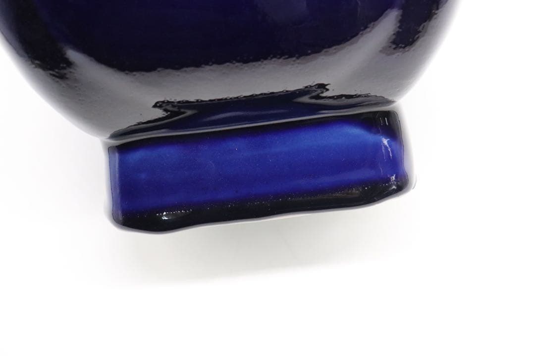 中国 大清乾隆年製 藍釉双耳瓶 共箱 送料込み0222 - メルカリ