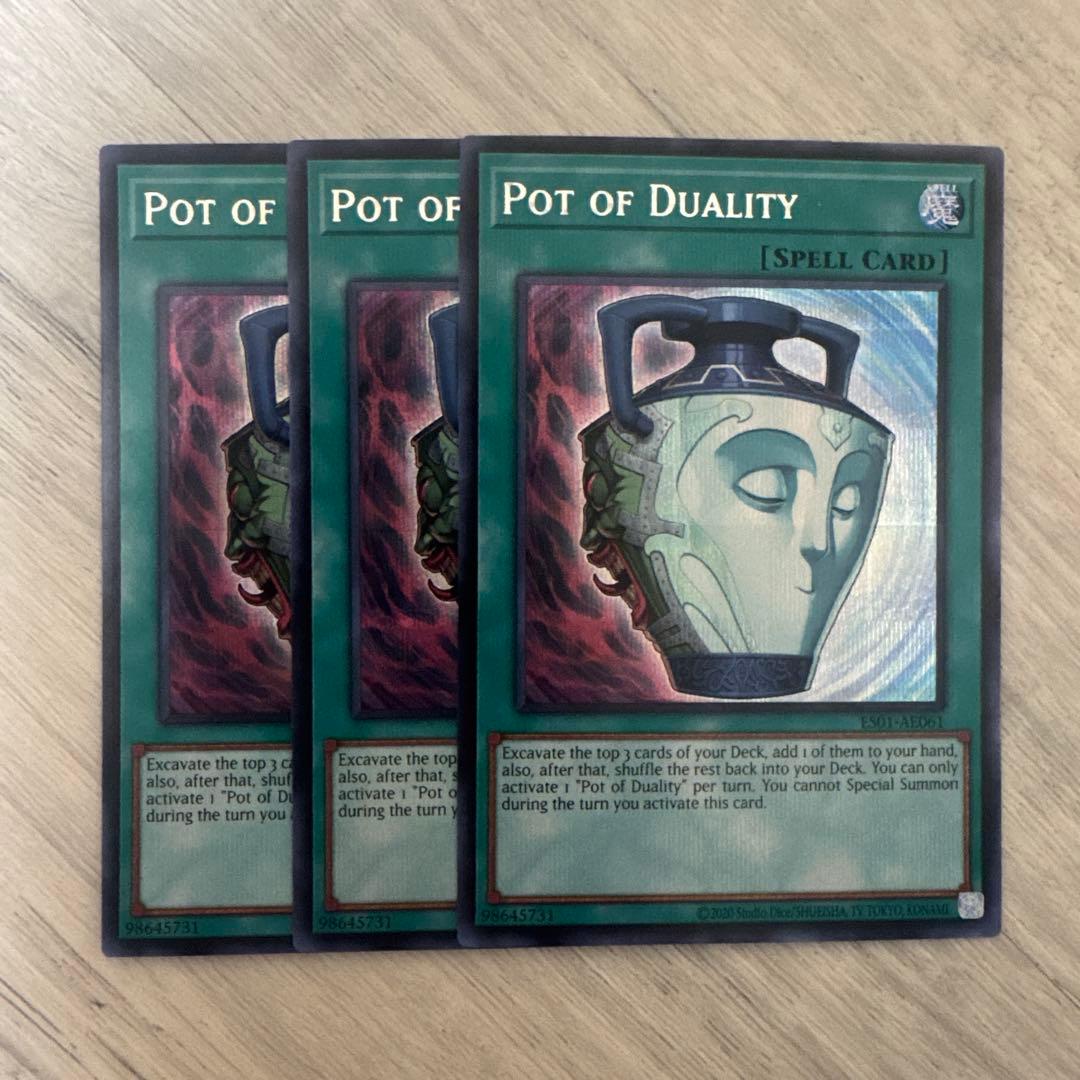 希少】遊戯王 泰亜版 アジア版 英語版 強欲で謙虚な壺 シークレット