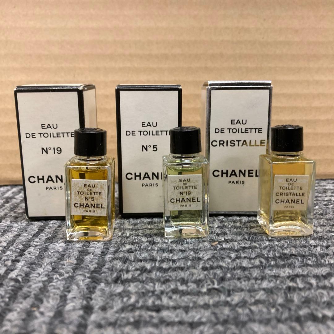CHANEL 香水 ミニボトルセット No.19,No.5,CRISTALLE - メルカリ