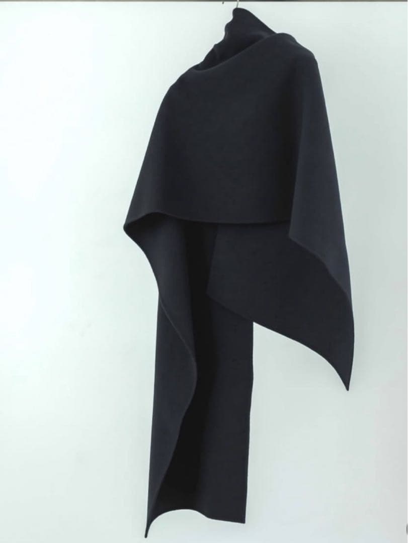 新品未使用タグ付き】digne throw shawl coat ブラック - メルカリ