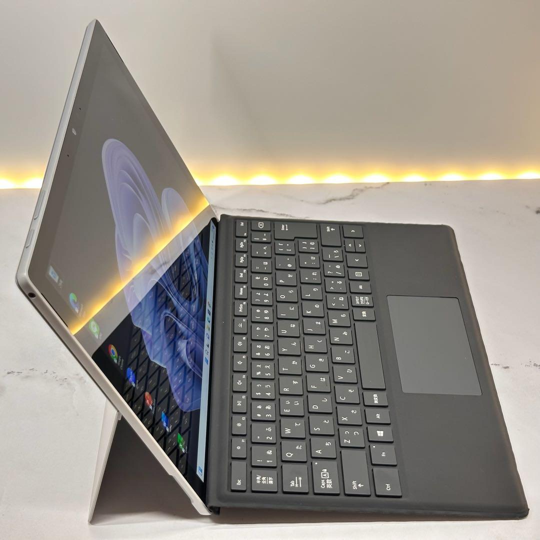 【準未使用】　Surface Pro7+ LTE i5/8/256 Office