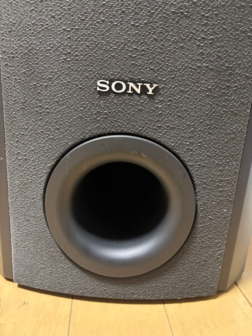 バズーカ砲のような重低音 ビッグサイズ・サブウーファー SONY SA-W505