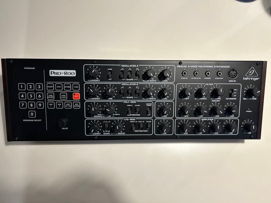 Behringer PRO-800 アナログシンセサイザー