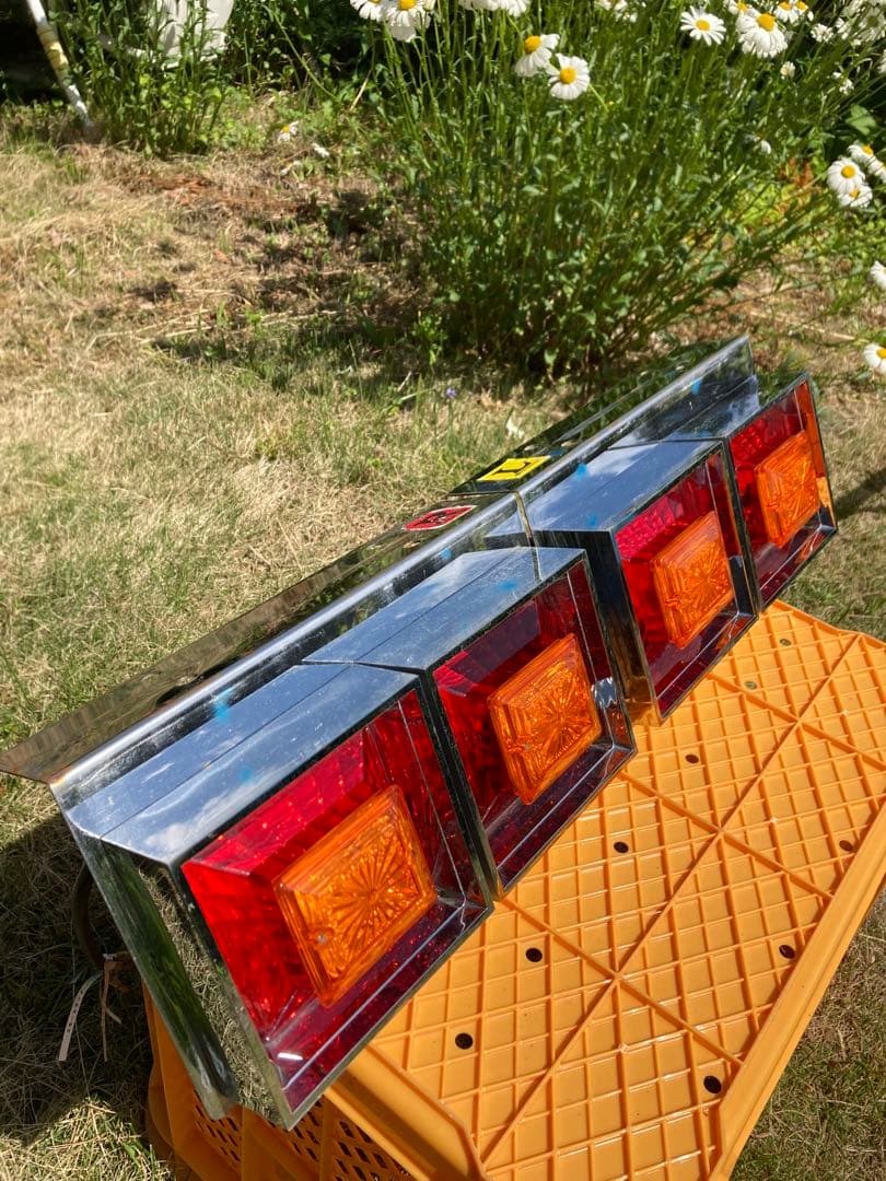 トラック テールランプ ジェット デコトラ 小型 かずくん様専用 - メルカリ