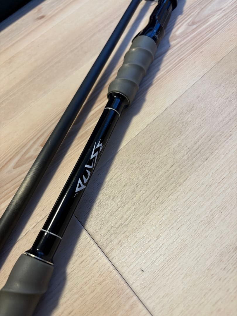 f*n様 DRT パルス #1C 7.9XXH グレーグリップ