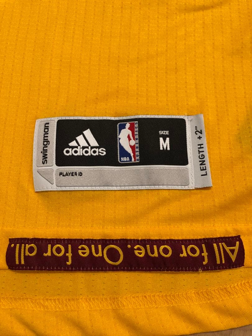 キューピー様専用】【未使用タグ付】レブロン CAVS ユニフォーム 黄色