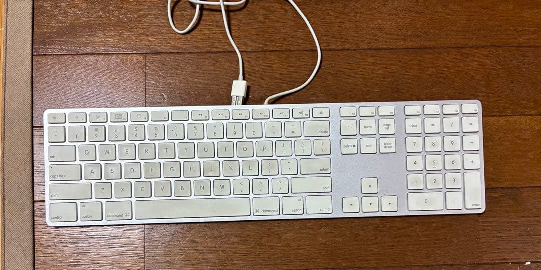 iMac純正US仕様有線キーボード QWERTY配列 USB接続 iMac純正US仕様有線キーボード QWERTY配列 USB接続 iMac純正US仕様有線 Mac