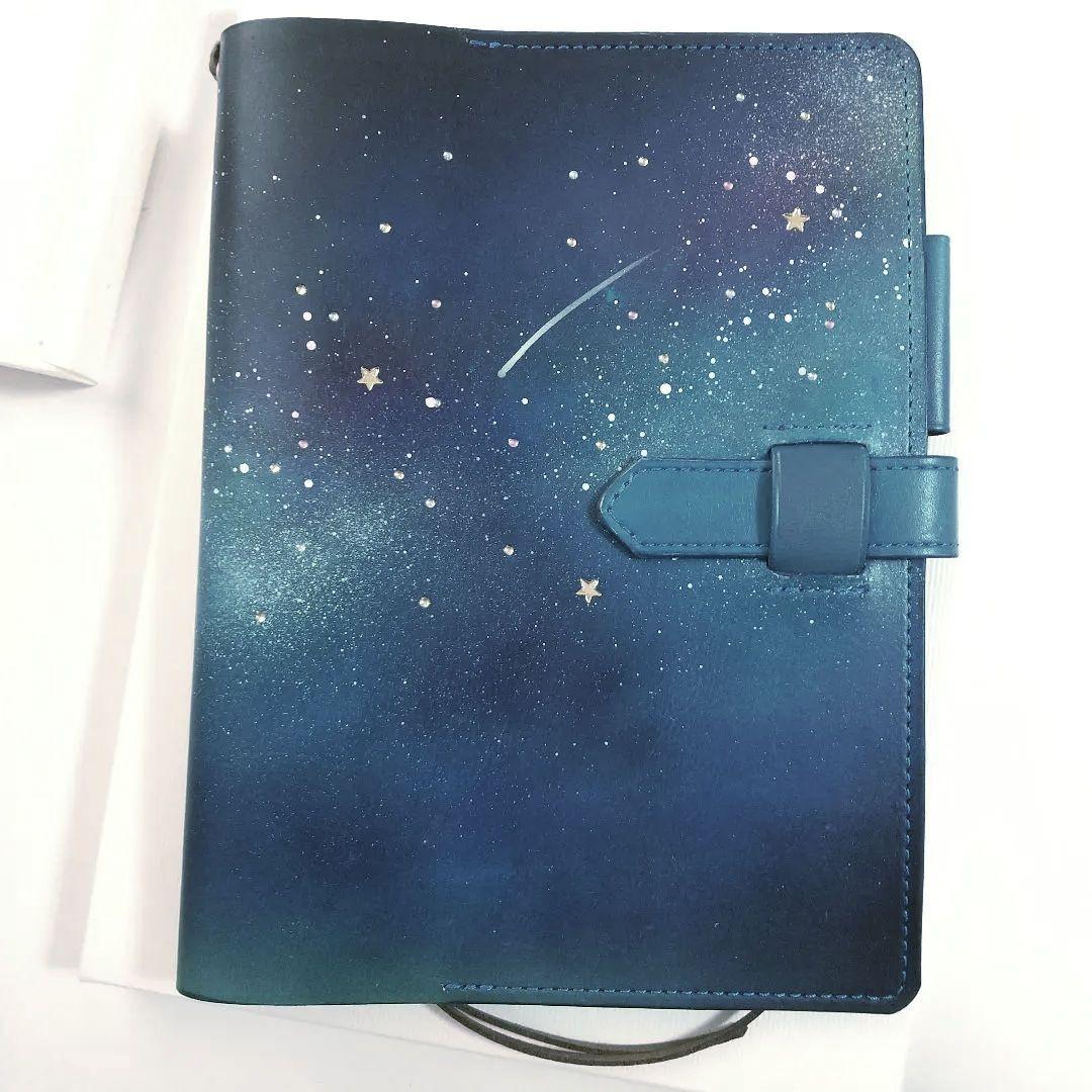 星空の本革手帳カバー A5 夜空 レザー 星座 星空の本革手帳カバー A5 夜空 レザー 星座 Amazon.co.jp: ブック