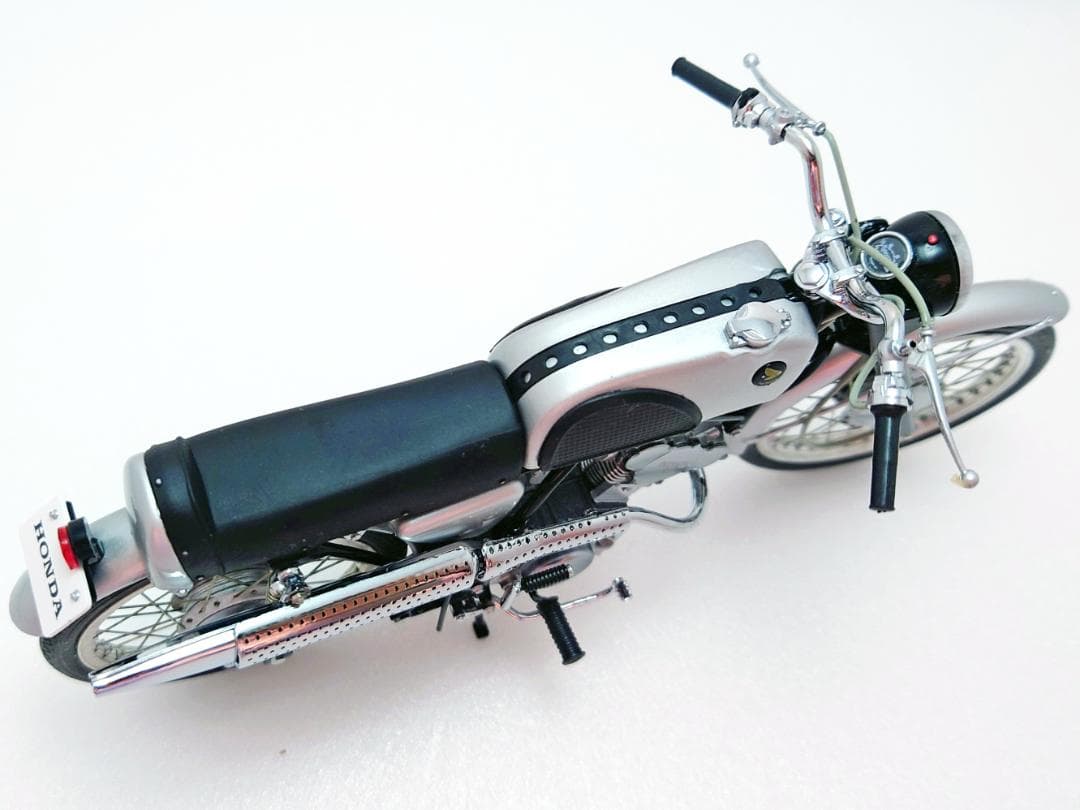 希少 EBBRO ホンダ CR110 ストリート 1962 バイク 精密模型 - メルカリ