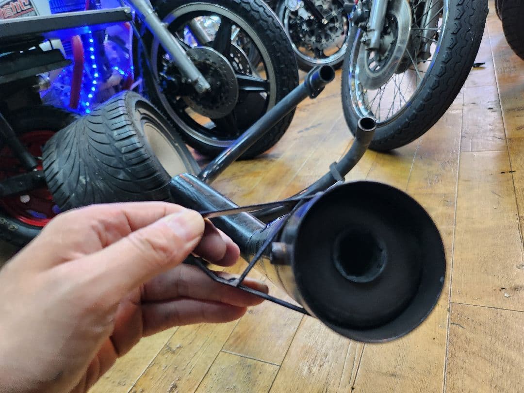 送料無料】CB250T,CB400T,BEETタイプ,ショート管,マフラーバブ - メルカリ