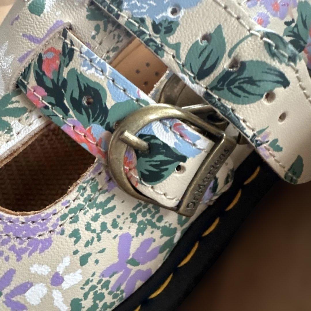 美品 Dr. Martens MSRY JANE 花柄ローファー メリージェーン - メルカリ