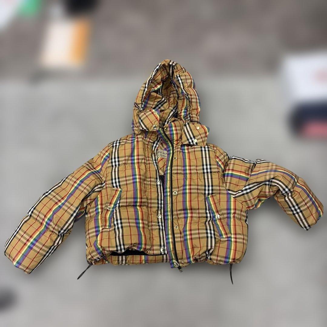 Burberry チェック柄 ダウンジャケット - メルカリ