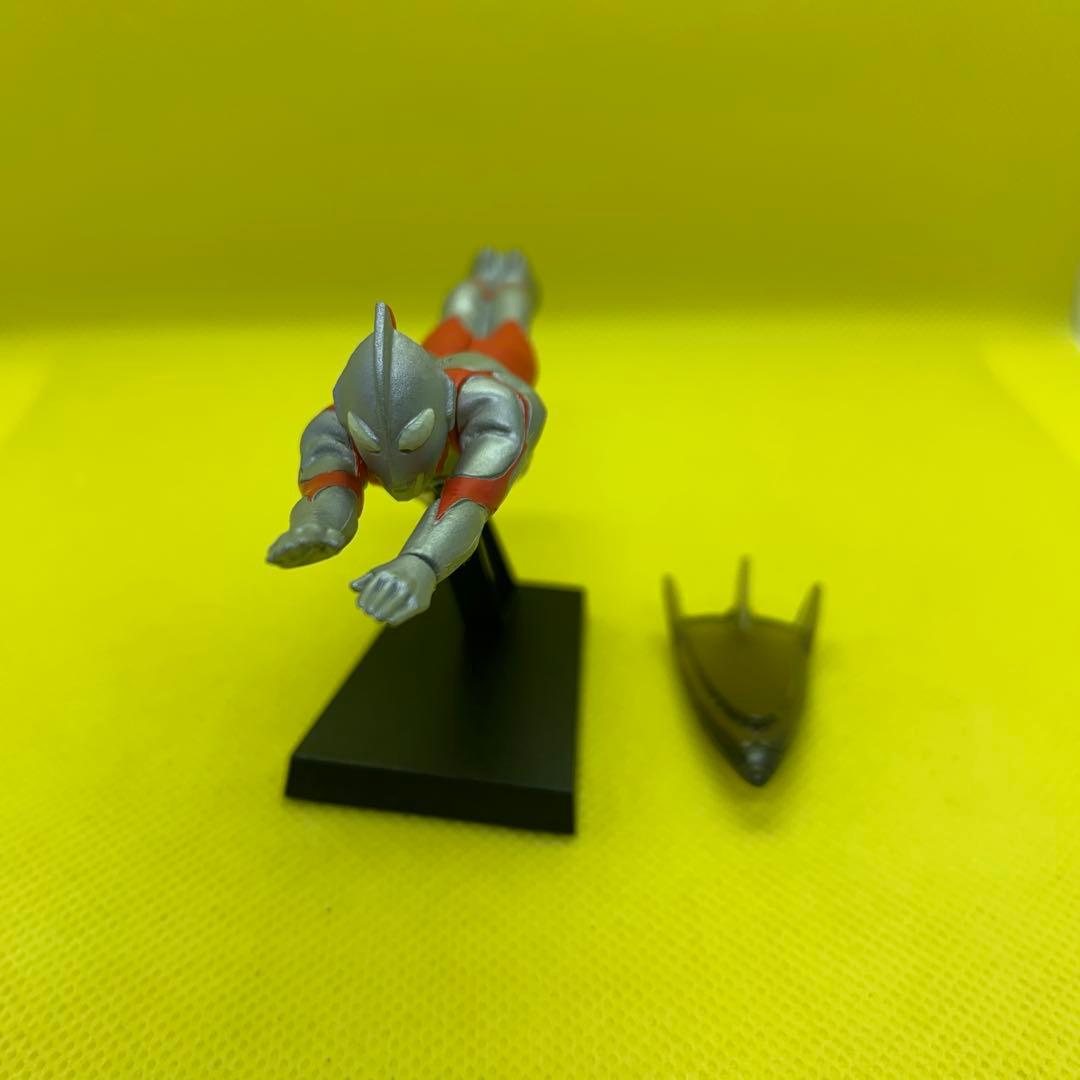 HGウルトラマン【ウルトラマン飛行ポーズ】開封品 - メルカリ