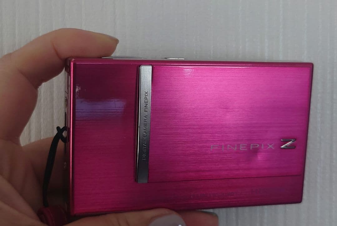 純正本皮ケース付】スライド式 デジカメ FinePix Z100fd ピンク - メルカリ