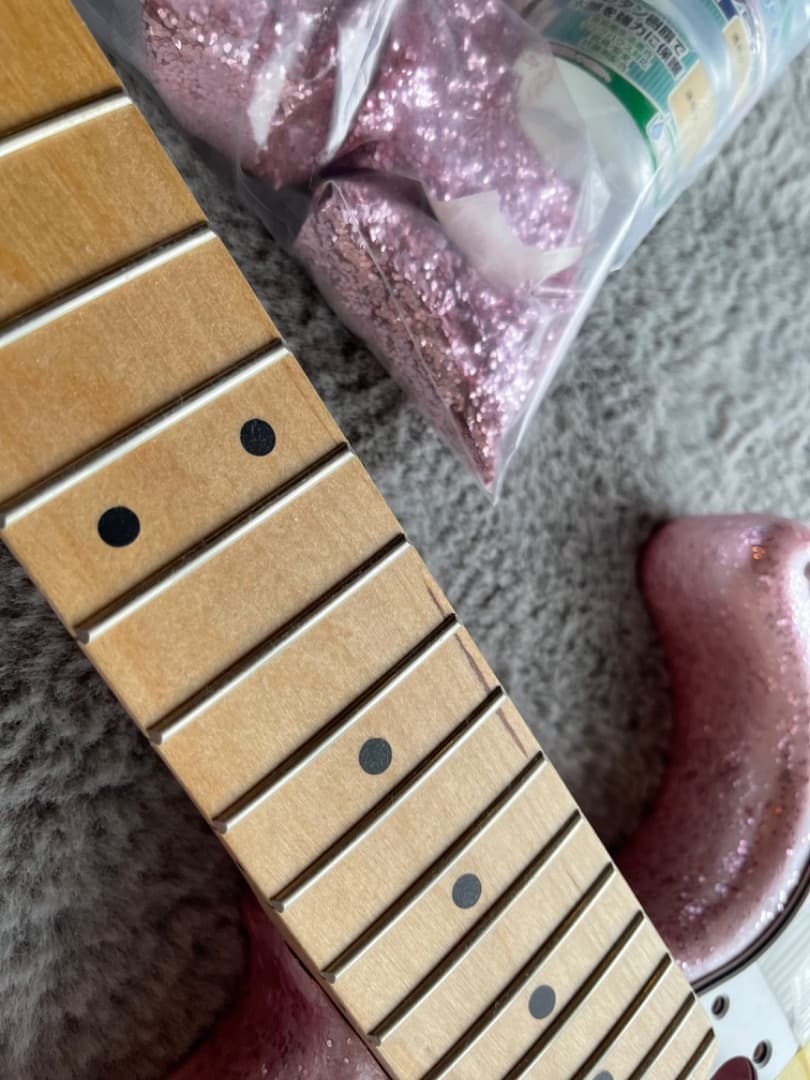 ジャンク品 ギター ボディ ネック塗料他