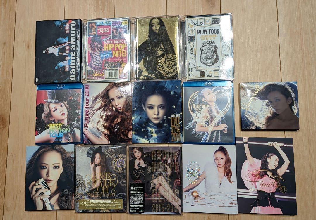 安室奈美恵 LIVE Blu-ray DVD 13枚・CD1枚 安室奈美恵 LIVE Blu-ray 全13作品 ライブ音源付き｜Yahoo!フリマ（旧