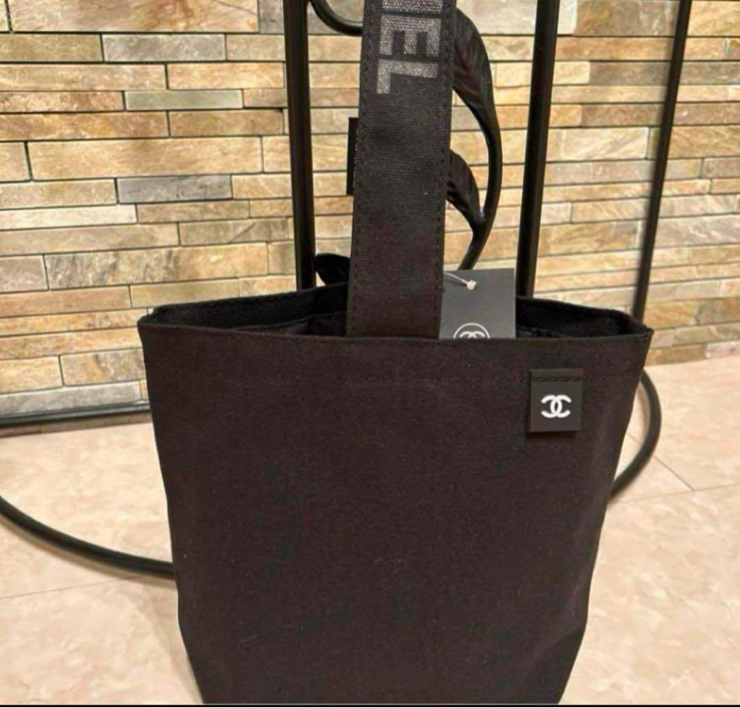 CHANEL トートバッグ 黒 キャンバス未使用新品 - メルカリ