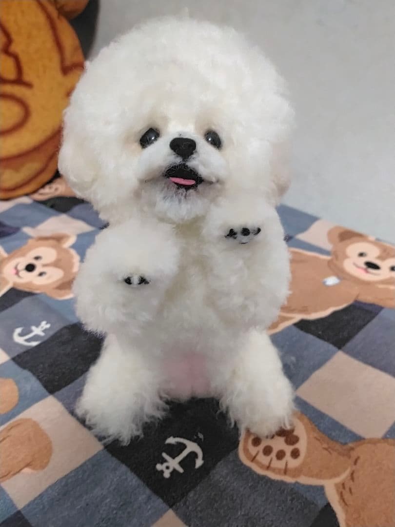 渡邉真由美♡招きワンコちょうだいポーズ。