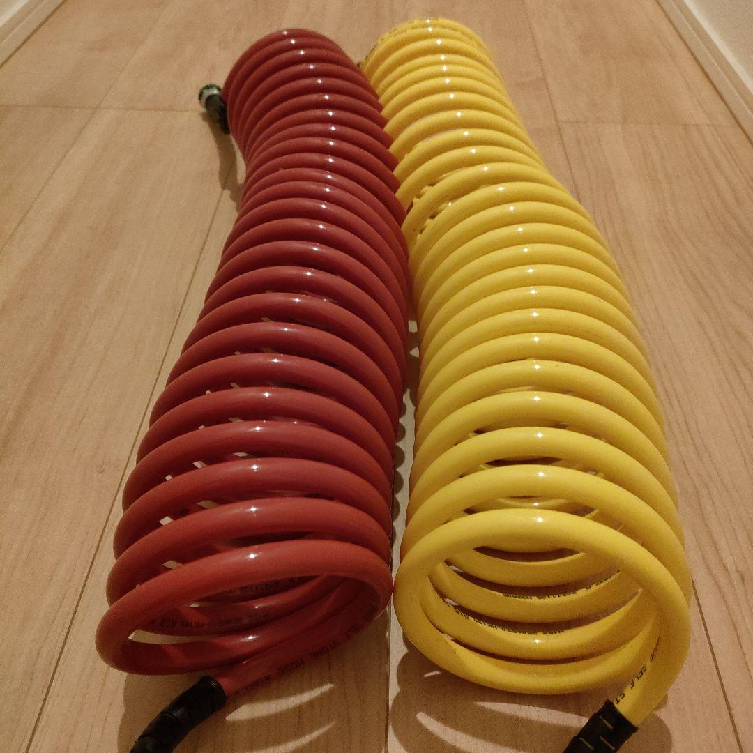 新品トレーラースパイラルホース エアーホース赤黄色2本セット 耐久性