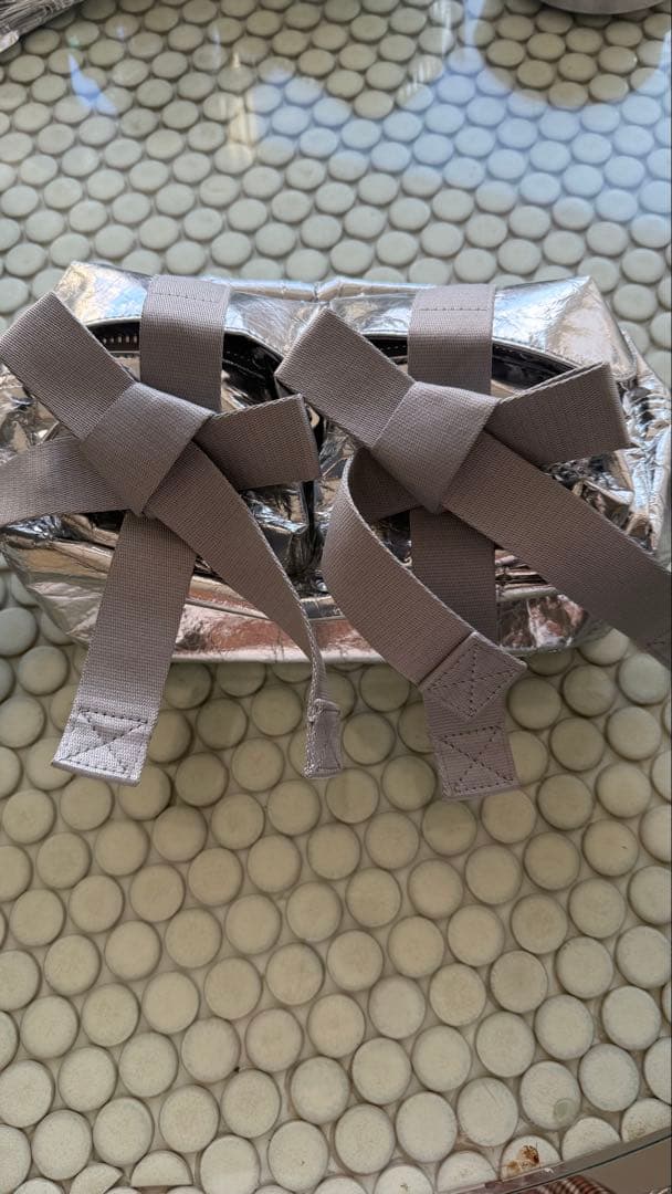 Simone Rocheボディバッグ Simon Rocha Crossbody Bag Review: Chic and Functional | TikTok