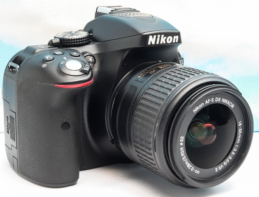 ニコン Nikon D5300⭐️WIFI機能搭載！⭐️一眼レフ⭐️初心者セット
