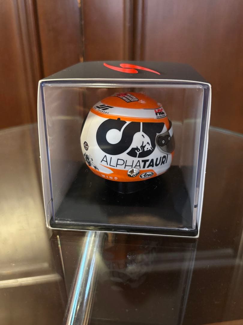 激レア！】角田裕毅 直筆サイン入り2022年 ヘルメット Spark - メルカリ