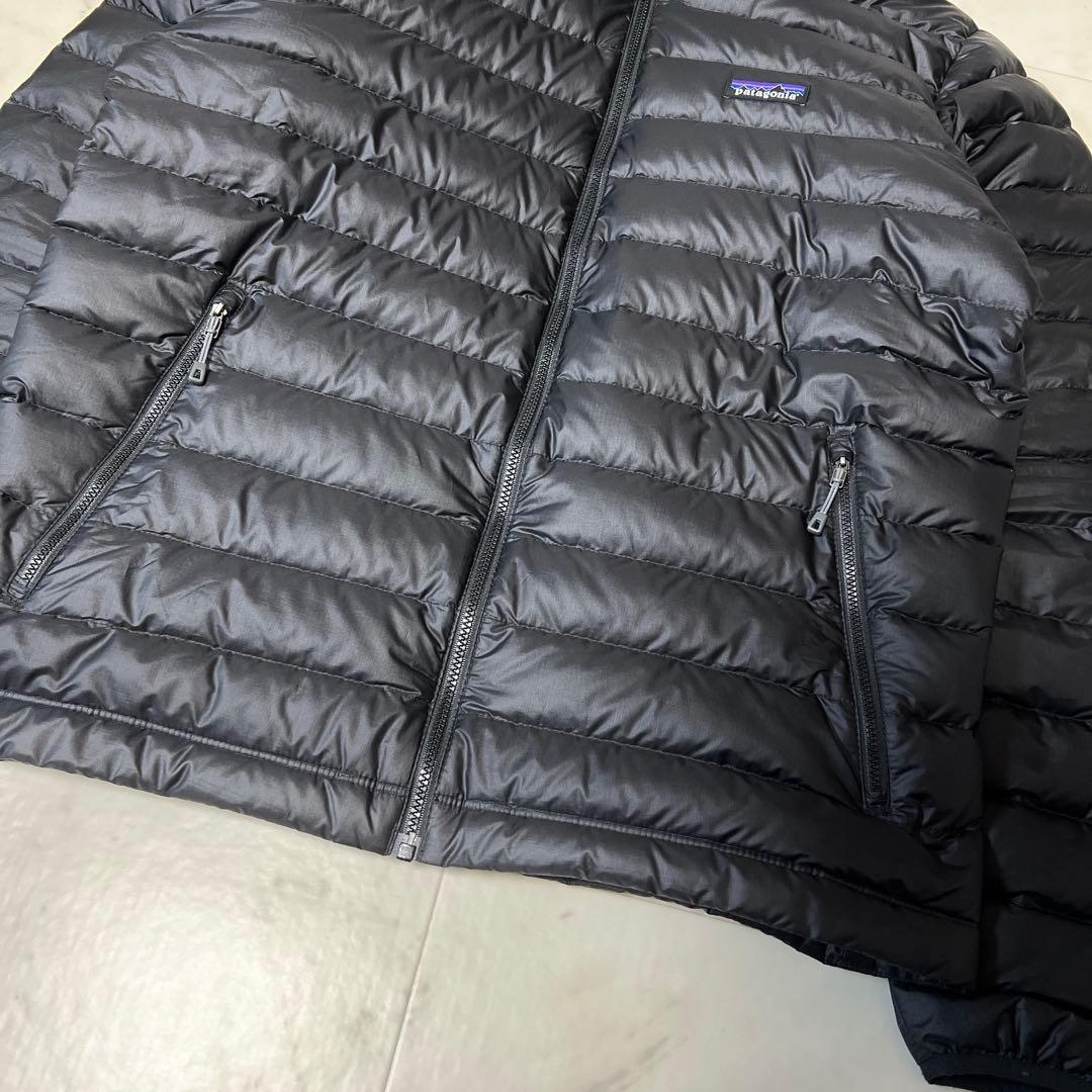 美品》パタゴニア ダウンセーターフーディ ブラック Mサイズ 2019年製
