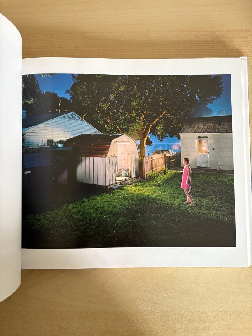 Gregory Crewdson: 1985-2005 - メルカリ