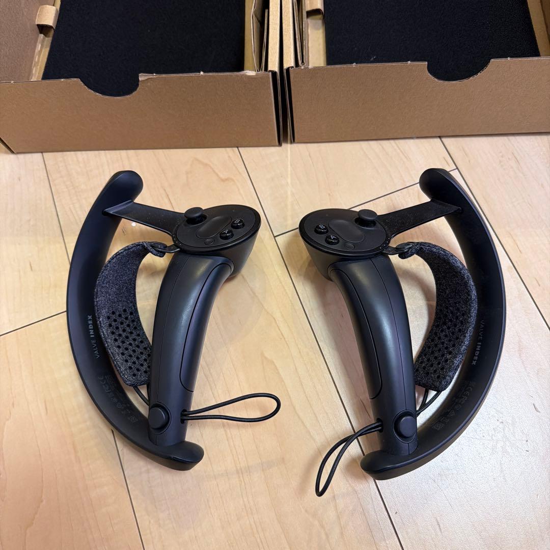 Valve index コントローラー Controller 左右セット　動作品 公式】VALVE INDEX コントローラ – KOMODO Plaza (JP)
