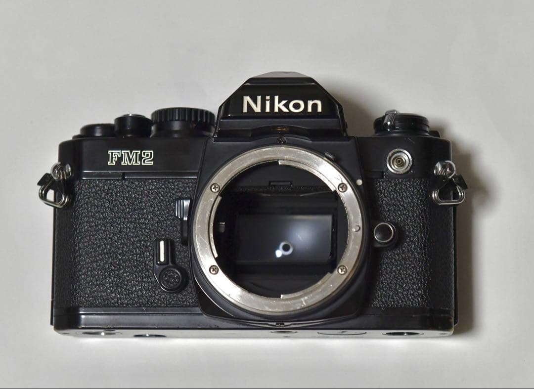 ニコン　New FM2 ボディ 中古】(ニコン) Nikon New FM2 初期型 ボディ シルバー｜ナニワ