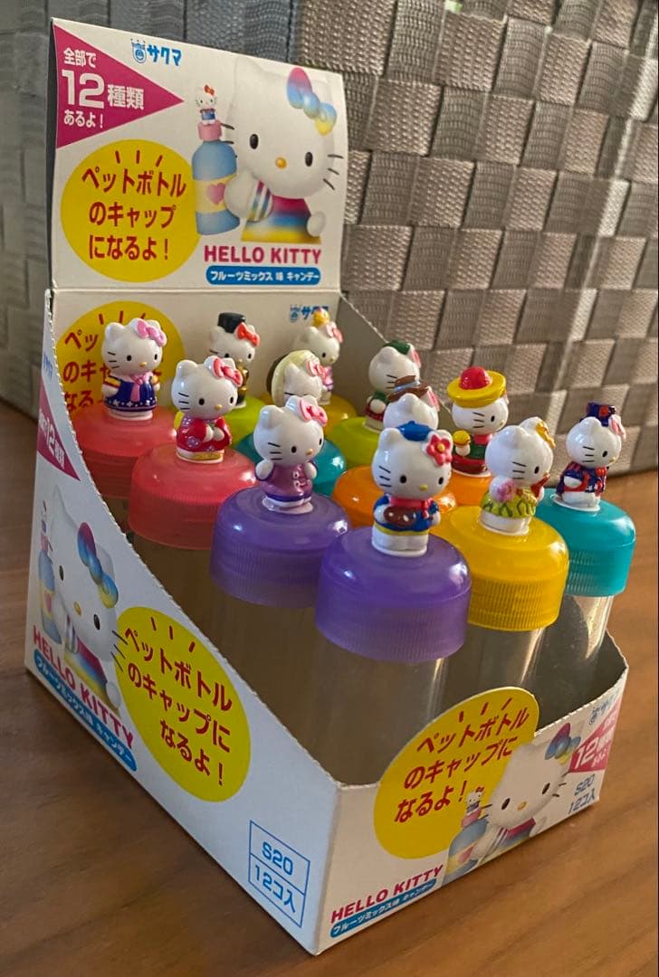 ハローキティ ペットボトルキャップ12種 食玩 キティちゃん - メルカリ