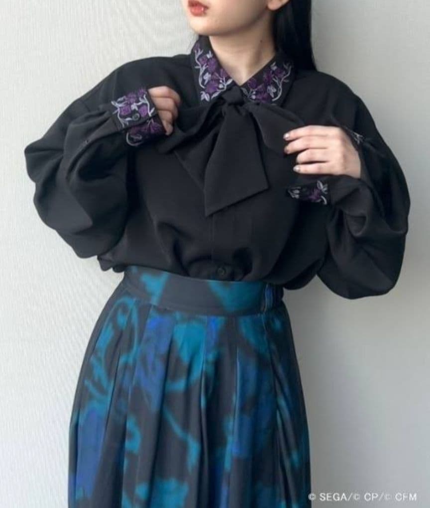 美品】HARE ハレ プロセカZOZOTOWN フラワー刺繍ボウタイシャツ - メルカリ