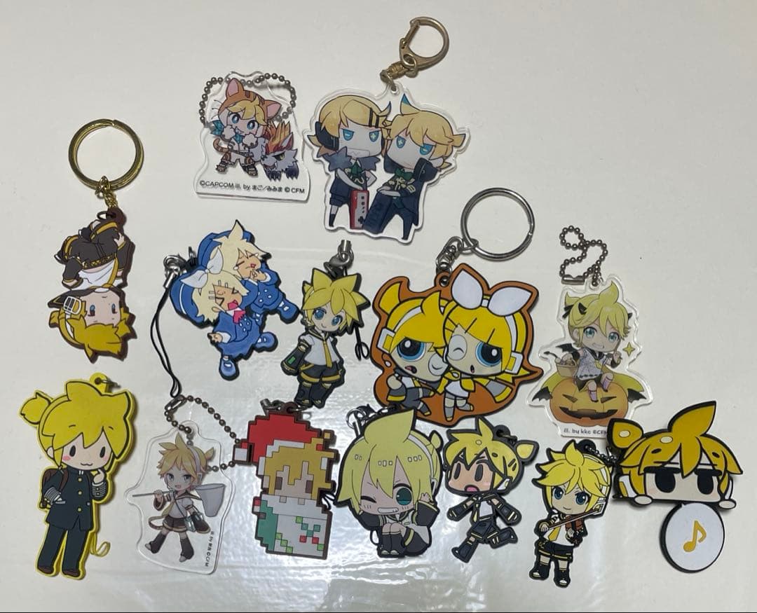 鏡音レン ラバーストラップ アクリルキーホルダー セット - メルカリ