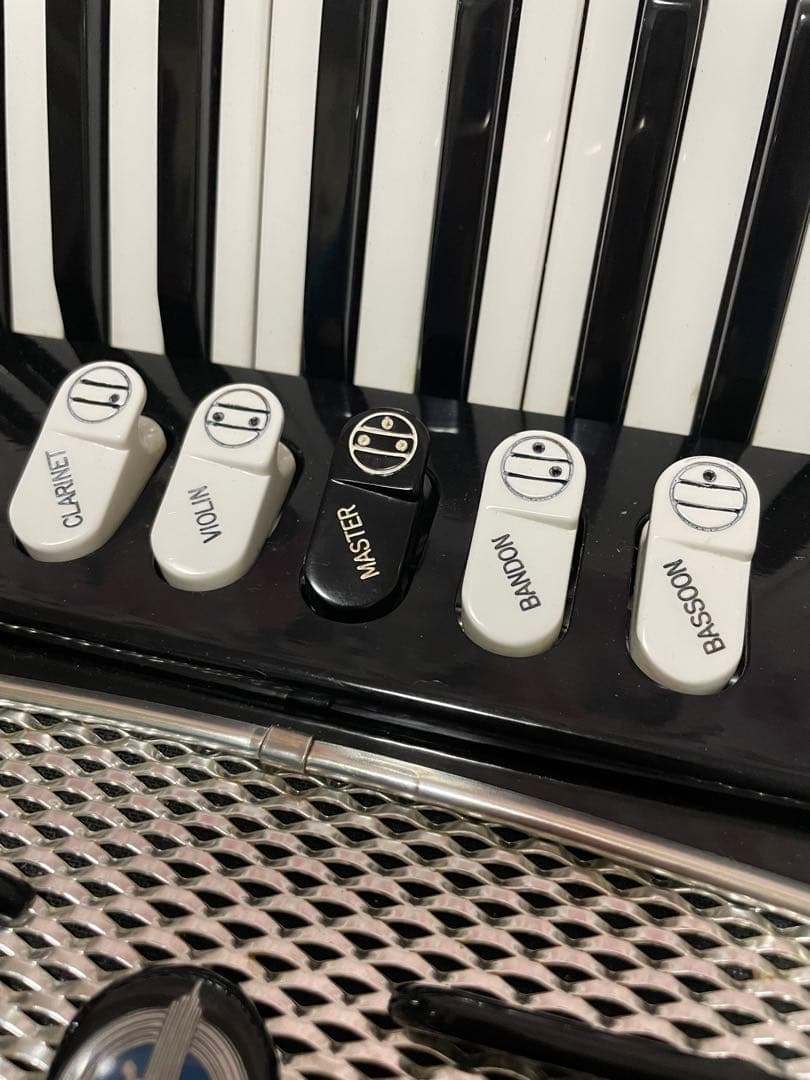 GIULIETTI アコーディオン ブラック M52 - メルカリ