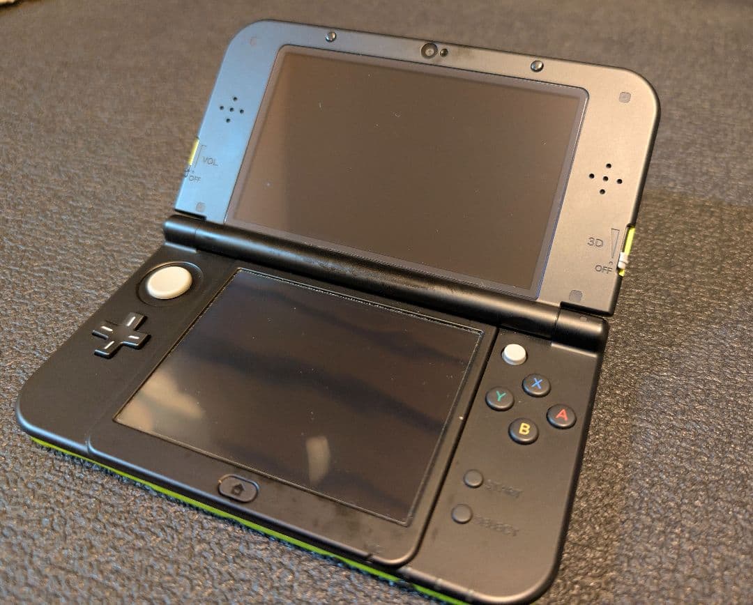 美品】Newニンテンドー3DS LL ライムブラック 上IPS液晶 充電器付
