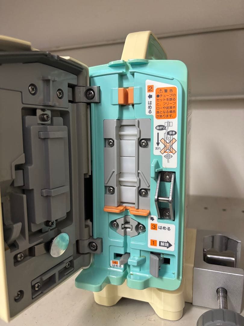 テルモ 輸液ポンプ TE161S - メルカリ