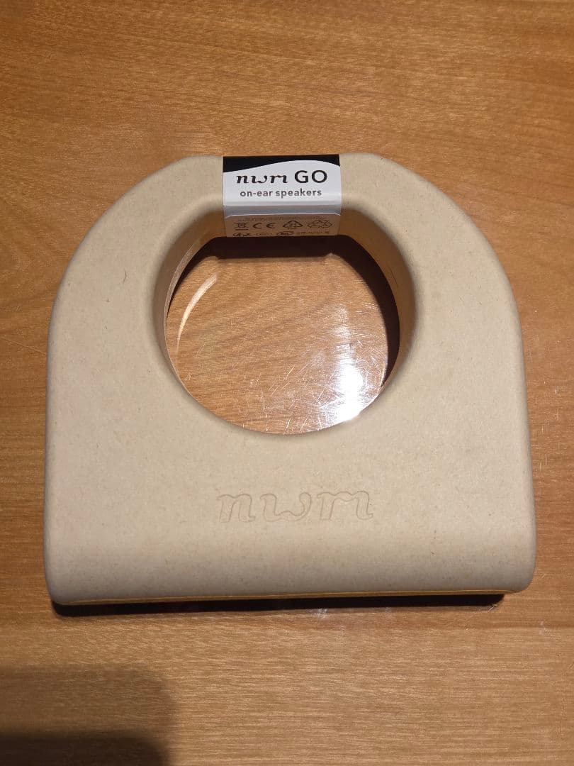 【新品】nwm GO オープンイヤー型 ネックバンドワイヤレス 耳スピーカー 黒 MBN001BA オープンイヤー型 ネックバンドワイヤレス 耳スピーカー nwm