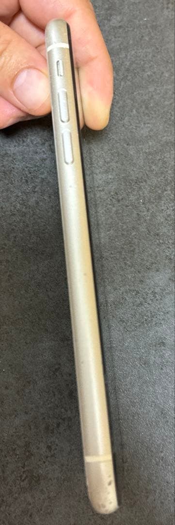 iPhone11 128GB 画面割れあり、背面割れあり