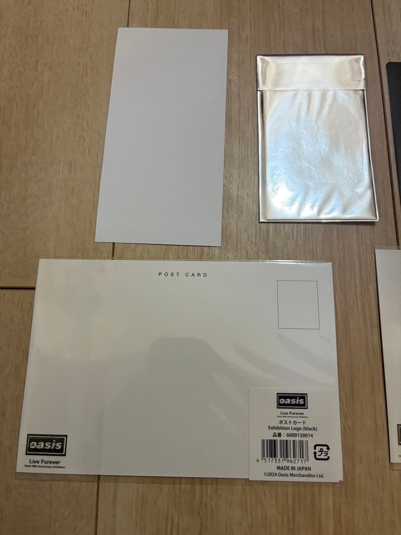 Oasis 30周年記念展セット ポストカード、ランダムステッカー等