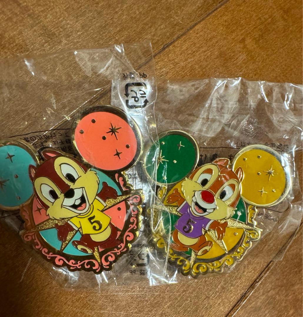 ディズニーリゾート☆ピンバッチ☆ミッキー☆ミニー☆チップ&ディール