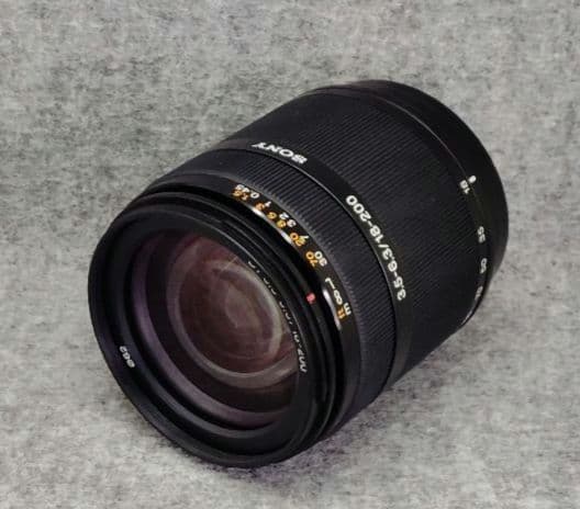 SONY DT 18-200mm F3.5-6.3 ズームレンズ