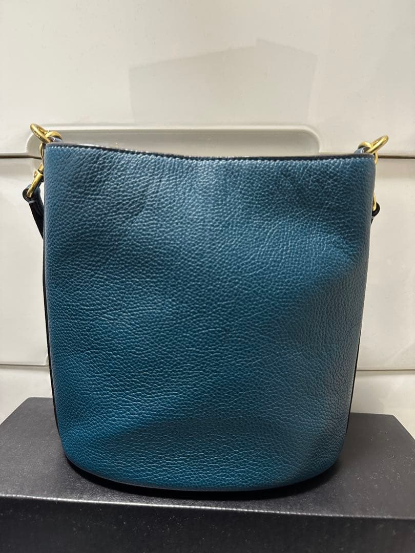 coach ウィロウ19 ソフト バケット バッグ ブラス/マリン - メルカリ