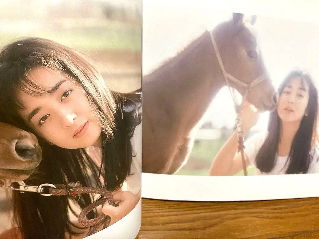 斉藤由貴写真集 「優駿 オラシオン ORACION」撮影・斉藤清貴 1988年