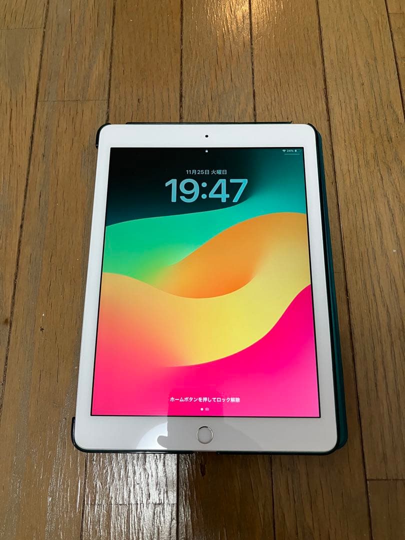 iPad(第6世代)128GB ホワイト本体 青色カバー付き Amazon.co.jp: 【整備済み品】 Apple iPad (第6世代) Wi-Fi +