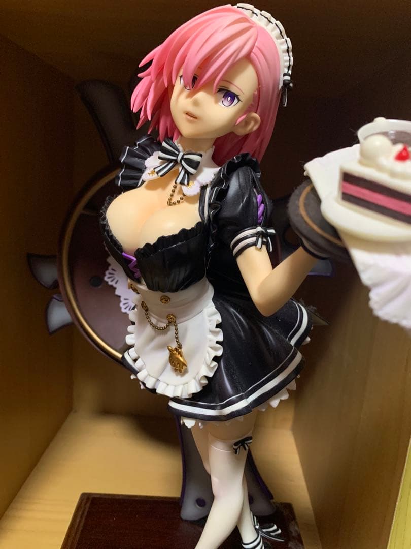 塗装済完成品　マシュ・キリエライト　メイド　ガレージキット　巨大フィギュア