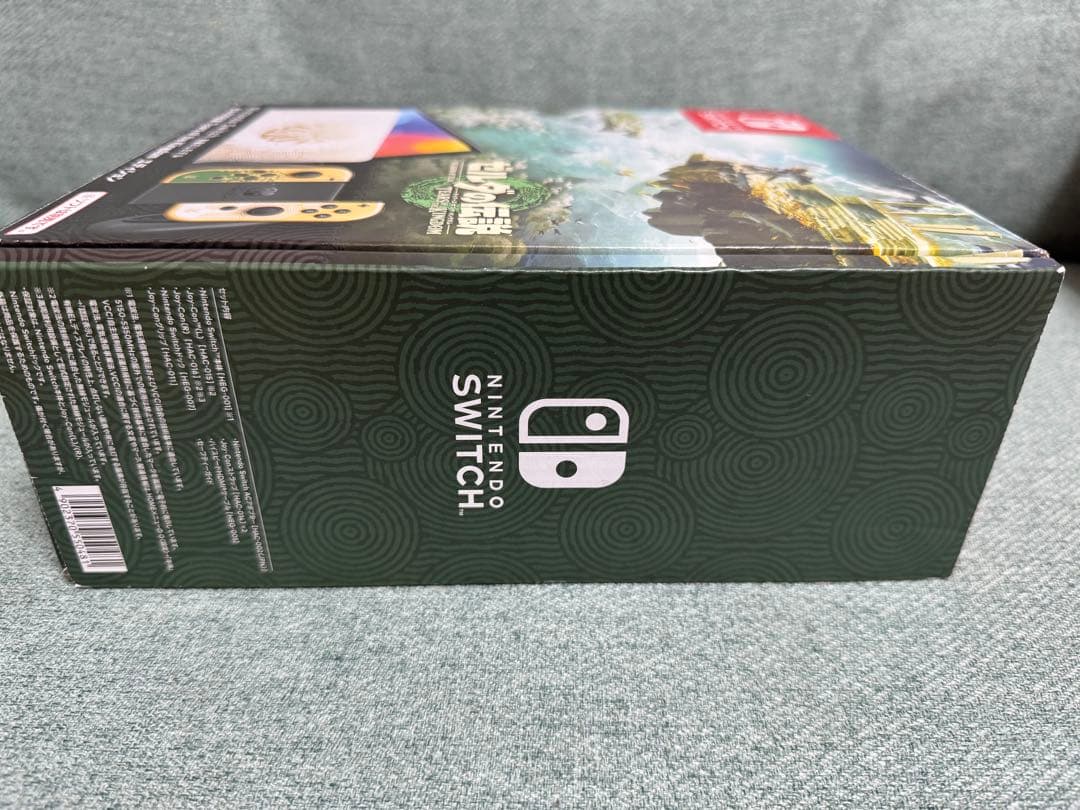 Switch 有機EL ゼルダの伝説エディション。おまけ多数:プロコン