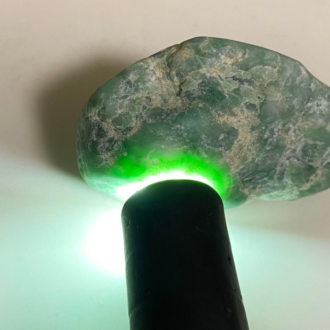 糸魚川翡翠 金山谷 濃緑 73.0g - メルカリ