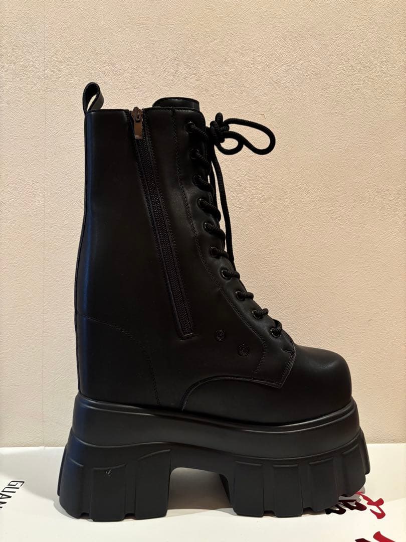 淘宝網(タオバオ)22cm厚底ブーツ コスプレ - メルカリ