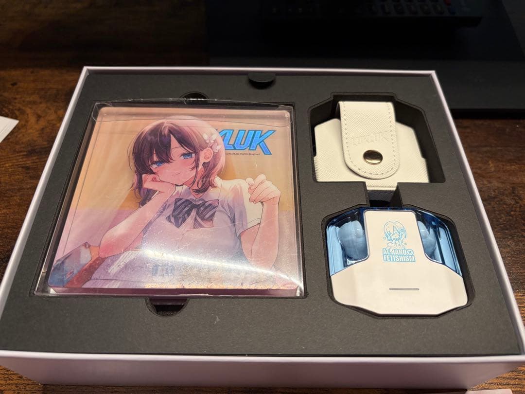 LUKLUK ワイヤレスイヤホン LUK Aoharu01 青春×フェティシズム