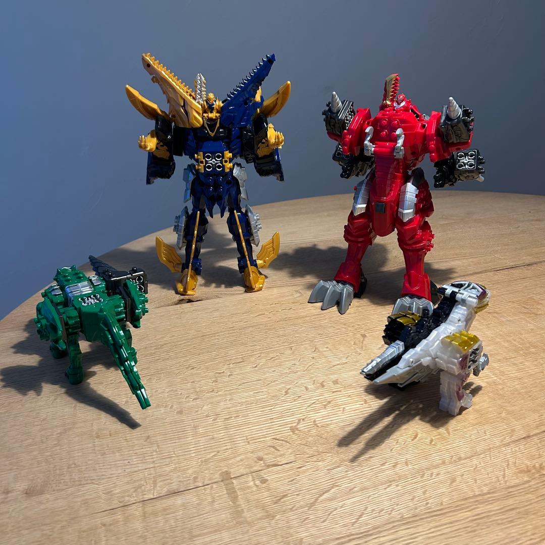 騎士竜戦隊リュウソウジャー まとめ売り - メルカリ